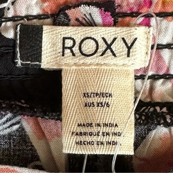 Roxy Pants Women’s Size XS Black Floral Print NWT Vacation Flowy Wide Leg - Picture 9 of 9
